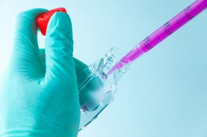 Besoin d'une aide pour le pipetage ? Essayez notre nouveau contrôleur de pipette